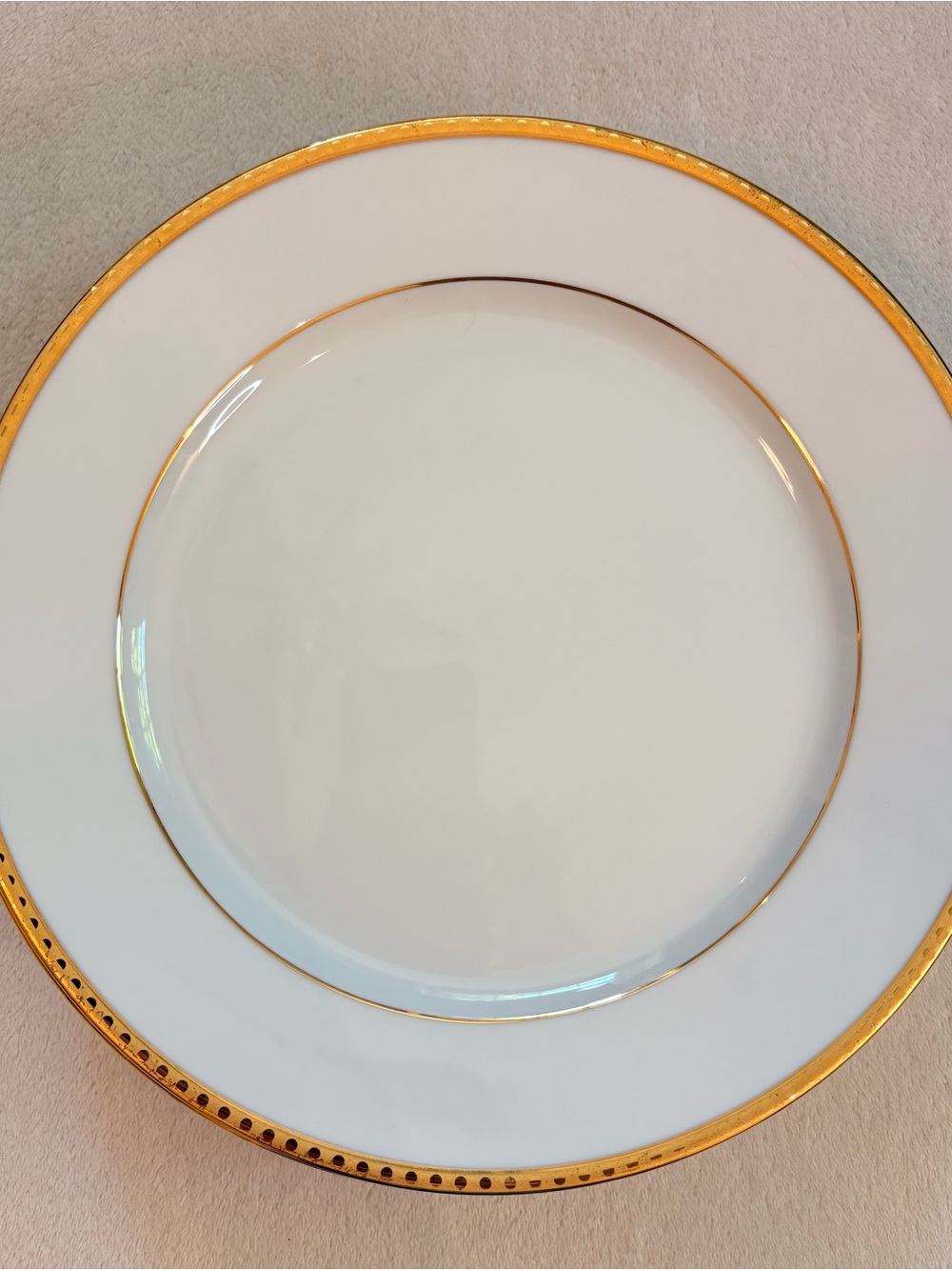 Tiffany & Co. / Limoges White Gold Band Porcelain Dinner Plate with Gold Trim